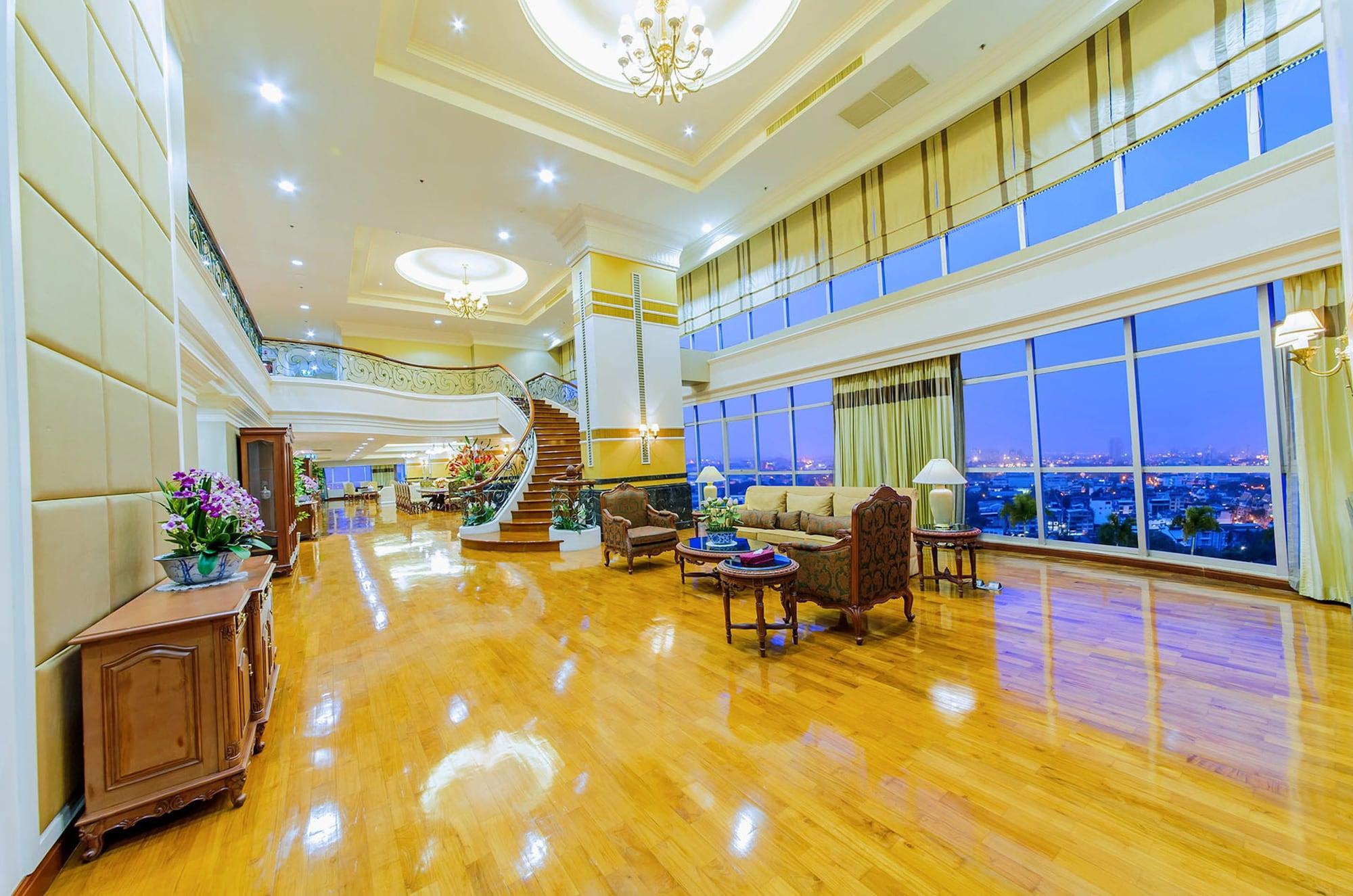 Prince Suites Residence Managed By Prince Palace Bangkok Buitenkant foto