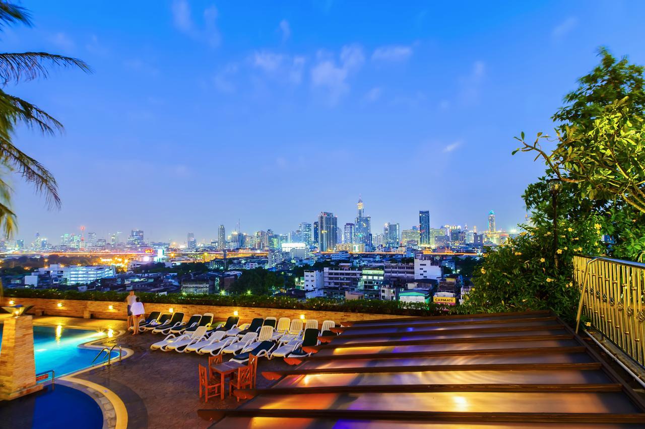 Prince Suites Residence Managed By Prince Palace Bangkok Buitenkant foto